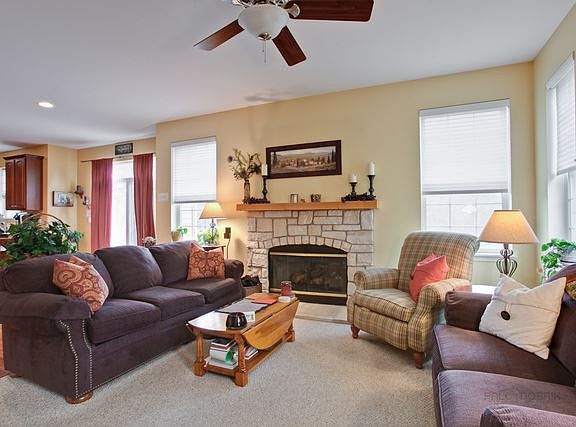 5th image of 2750 Liberty Lakes Blvd