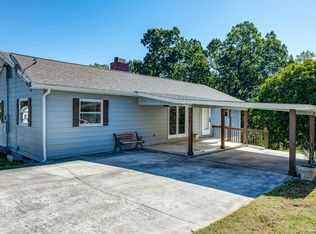 108 E Magnolia Ln, Oak Ridge, TN 37830