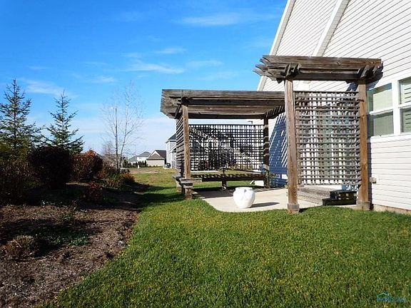 5th image of 1167 Meadowlark Ln