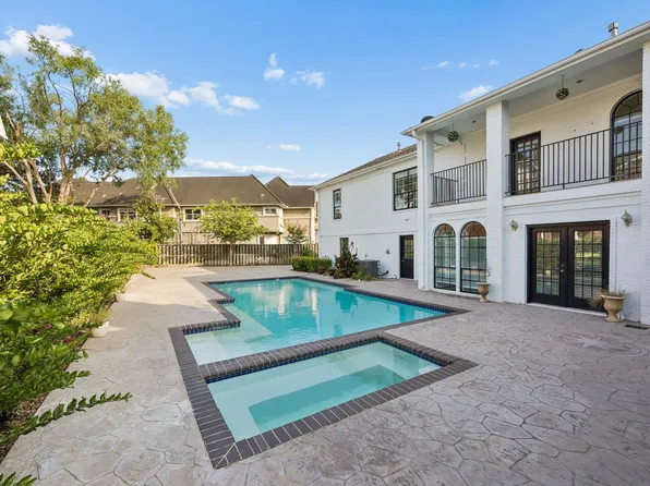 45 Clansmoor Ct, Sugar Land, TX 77479