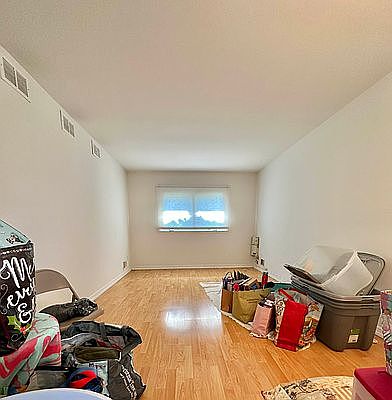 2nd image of 435 Stewart Ave #B
