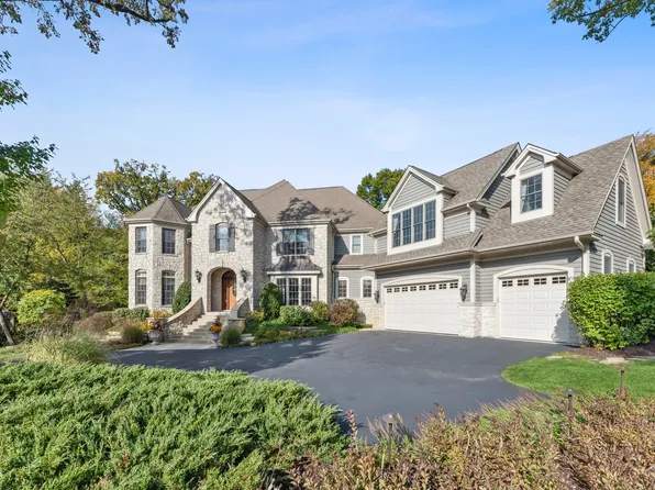 24906 N Wildberry Bnd, Cary, IL 60013