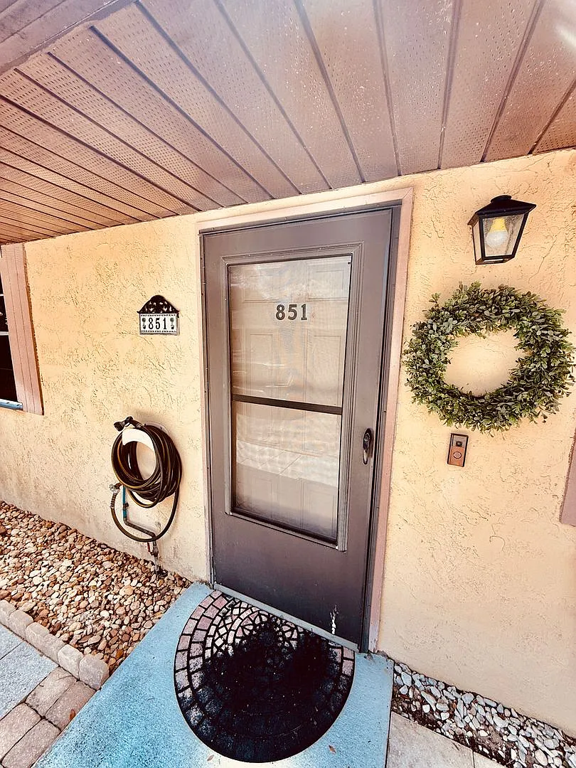 2 Bed/2 Bath Townhome in Meadows East — Photo 3