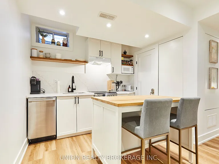 192 Audrey Ave #LOWER — Photo 9