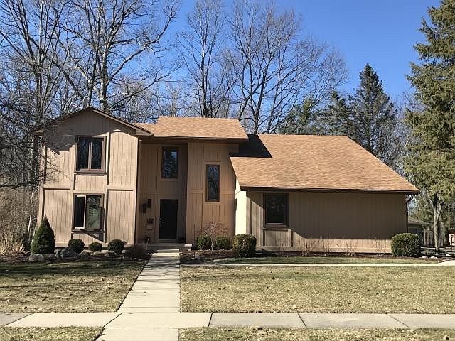1st image of 3947 Hemmingway Dr