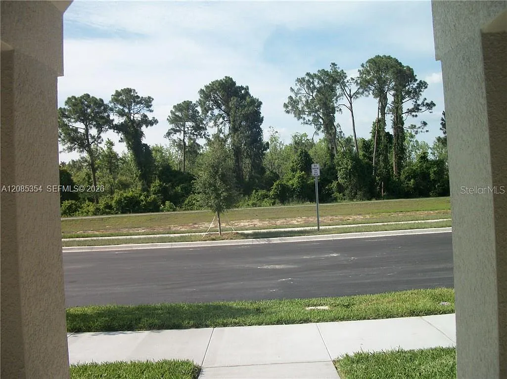 3 bed, 2.5 bath, $2,600 — Photo 3
