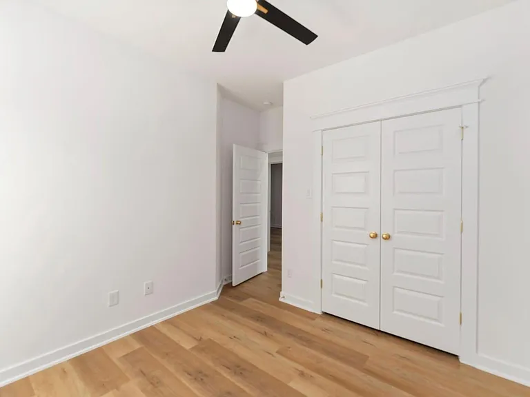 7809 Queen St #B — Photo 13