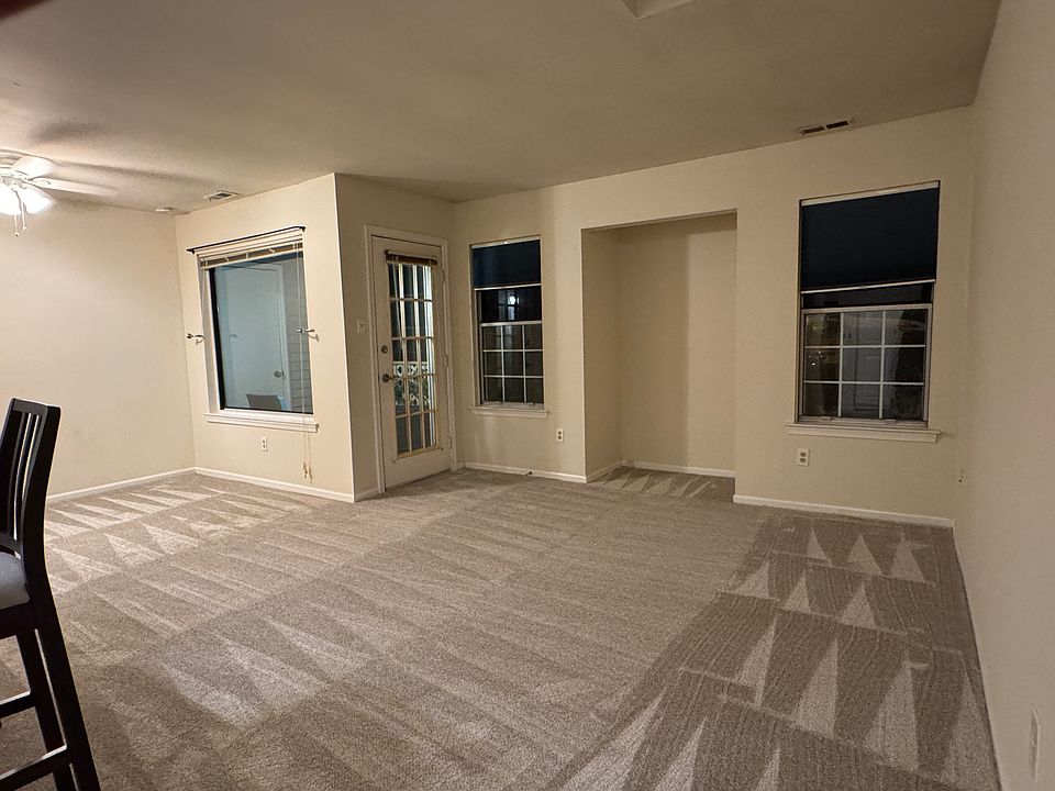 1st image of 504 Diamond Dr