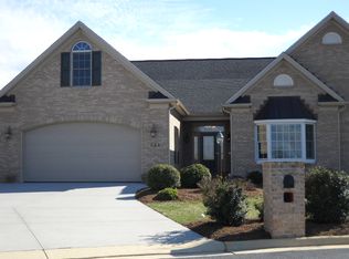 324 Laurel Wood Run, Waynesboro, VA 22980
