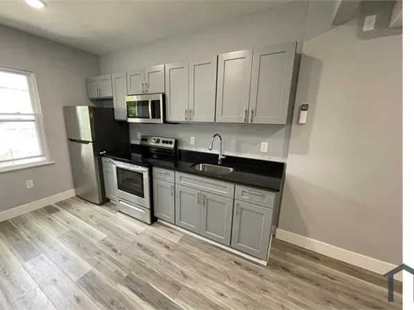 1557 White Plains Rd, Bronx, NY 10462
