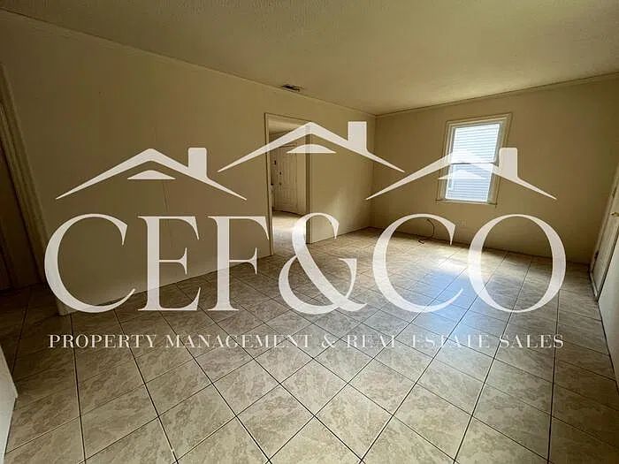 2 bed, 1.0 bath, 920 sqft, $850 — Photo 3