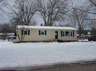602 Devon Dr, Eaton Rapids, MI