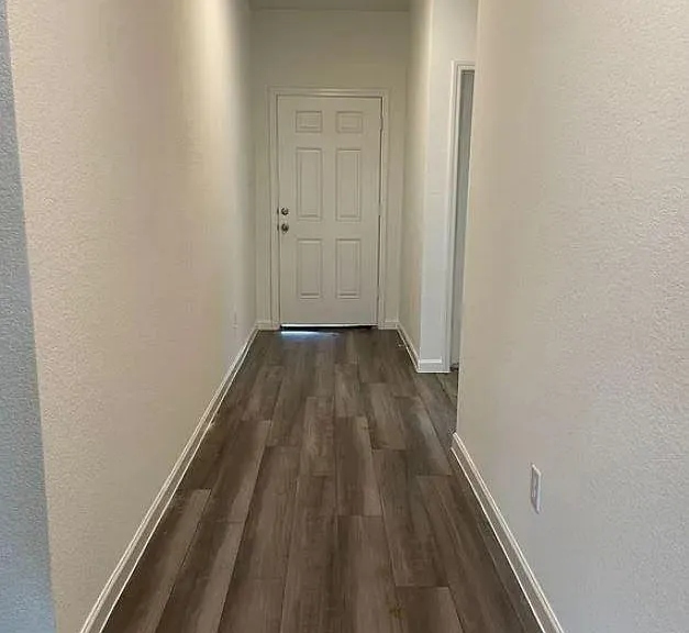 10321 Holycross Ln — Photo 11