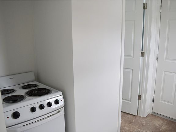 5th image of 6 French Ave