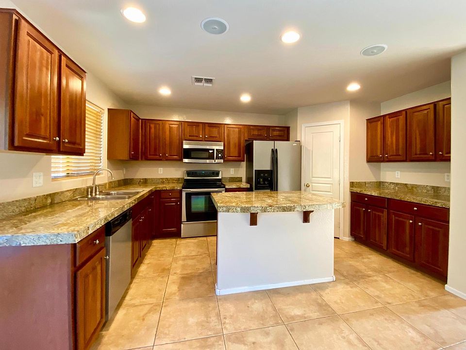 1st image of 5909 S 16th Dr