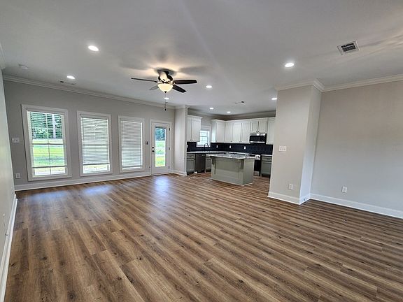 4th image of 118 Sawtooth Dr