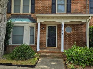 1027 Tottenham Ln, Virginia Beach, VA 23454