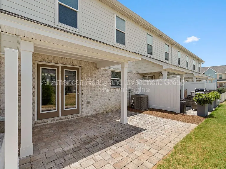 400 Mattie M Kelly Blvd — Photo 32