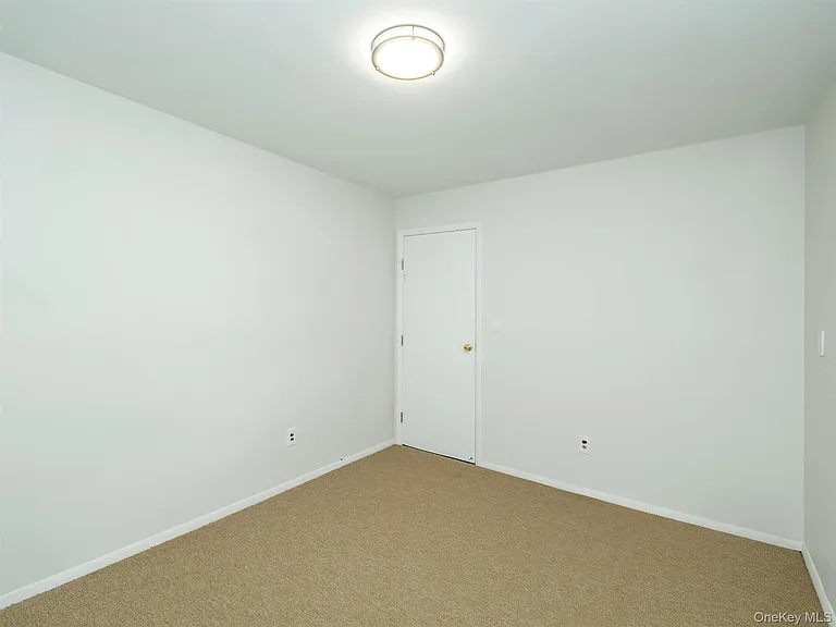 92 Elm Ave #1 — Photo 24