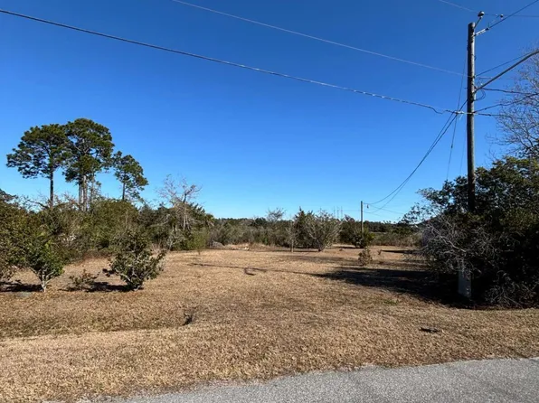 128 Dufour Rd, Saint Marys, GA 31558