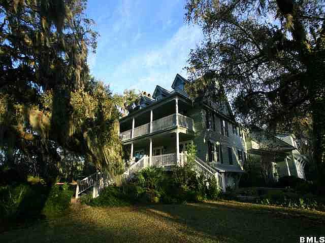 1st image of 7 Seabrook Point Court