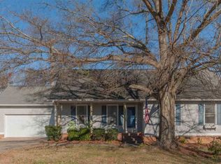 301 Flannery Ct, Fountain Inn, SC 29644