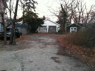 24 Mill St, Mays Landing, NJ 08330