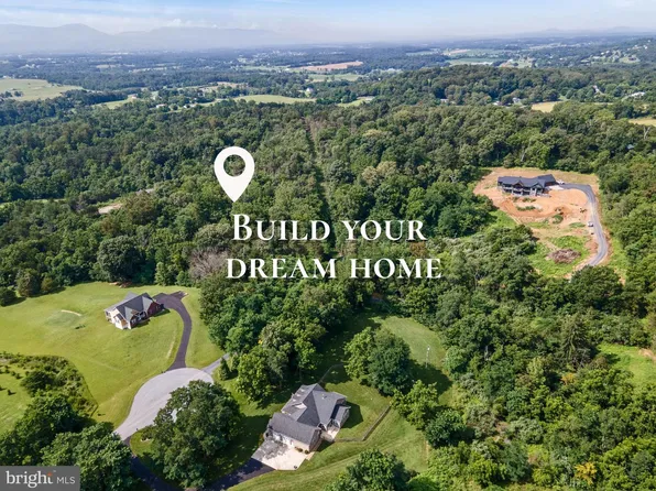 20 Hampstead Ct, Maurertown, VA 22644