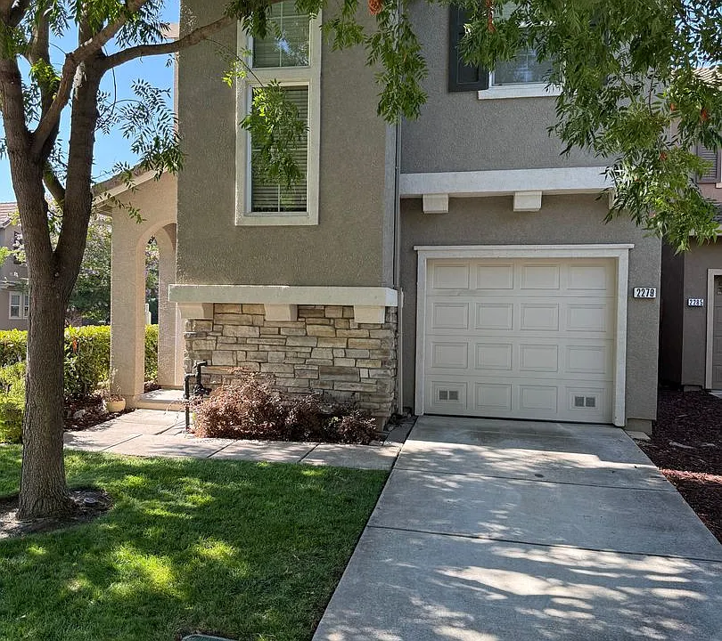 2279 Coffeeberry Rd
