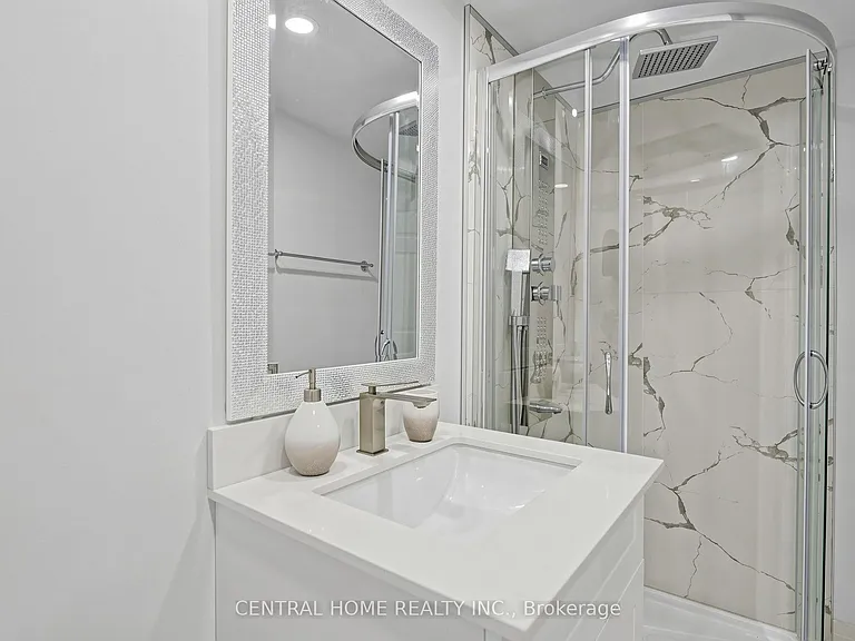 307 Alex Doner Dr N #1 — Photo 20