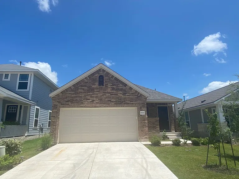 17115 Alturas Ave — Photo 1