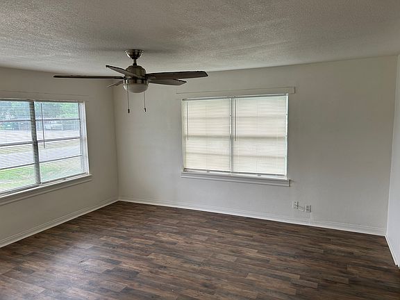 3rd image of 2230 Hegele St