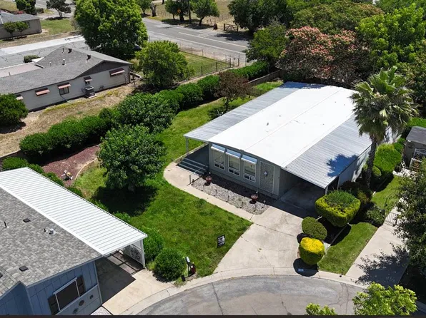 1 Casa Grande Dr, Red Bluff, CA 96080