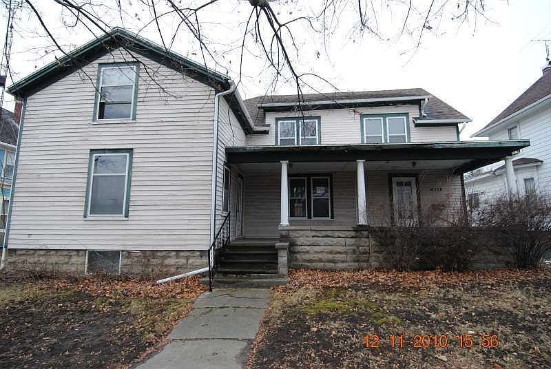 1st image of 208 W Michigan Ave