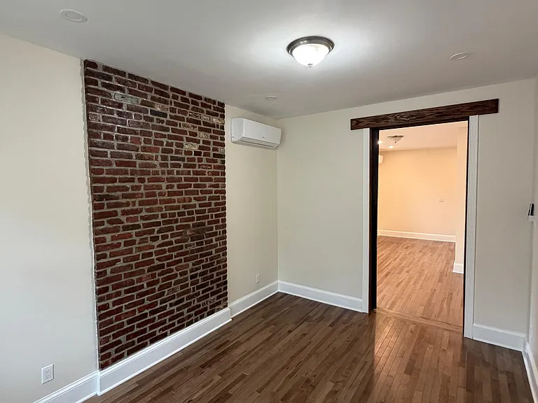 272 Hancock Ave #1 — Photo 8