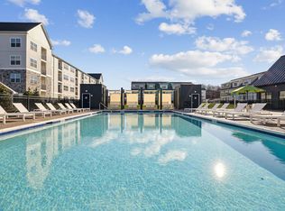 1100 Springside Ln #10-211, Middletown, CT 06457