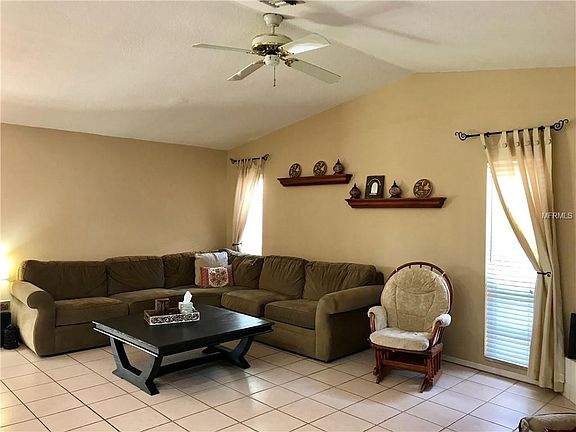 5th image of 10592 Oakhaven Dr