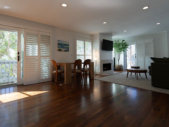 2nd image of 17 20th Ave #B