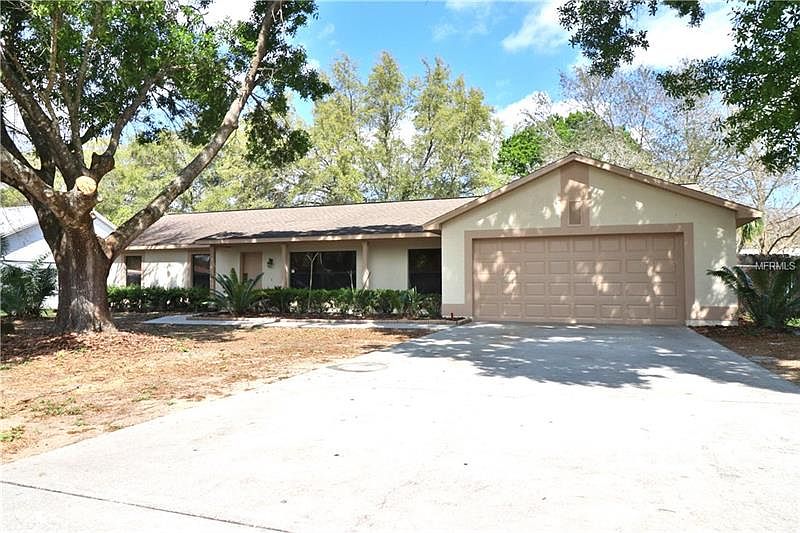 1st image of 2408 Buckhorn Manor Dr