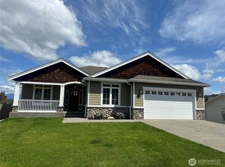 411 100th Ave NE, Lake Stevens, WA