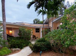 1508 N Lakeside Dr, Lake Worth, FL 33460