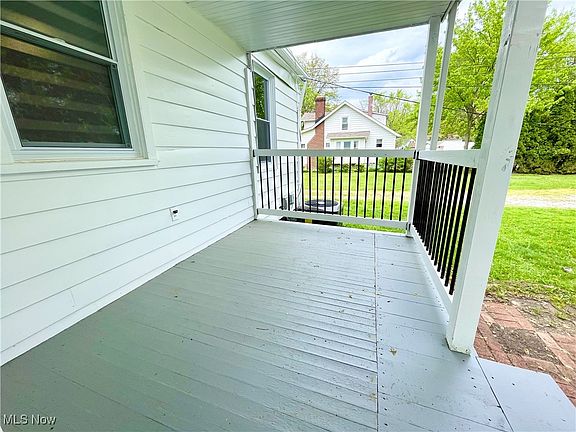 5th image of 4269 W 217th St