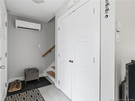 4th image of 48 Brooklyn St