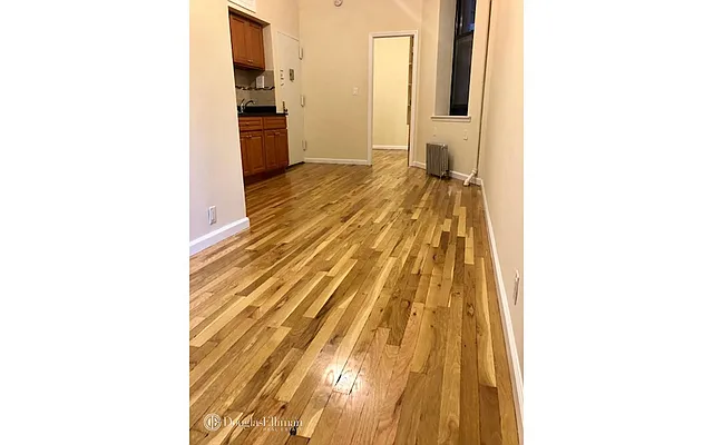 Rented by Douglas Elliman | media 20