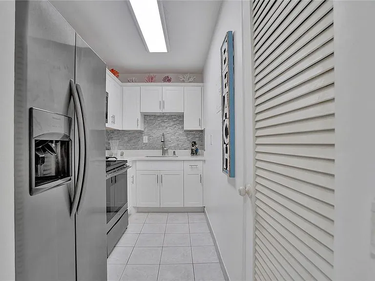 720 Orton Ave #404 — Photo 23