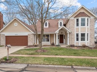 16220 Cancun Circle Dr, Grover, MO 63040