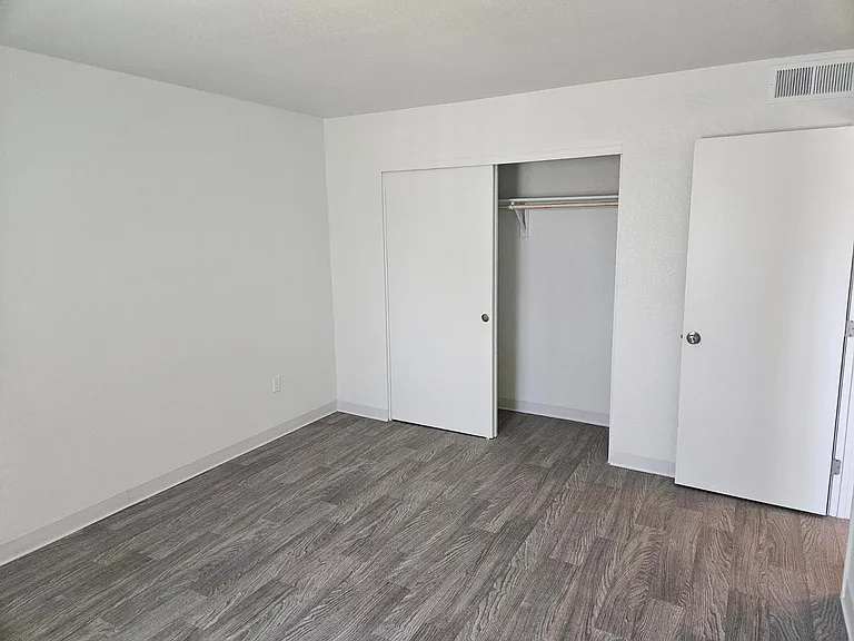 1241 E Cinnabar Ave #102A — Photo 15
