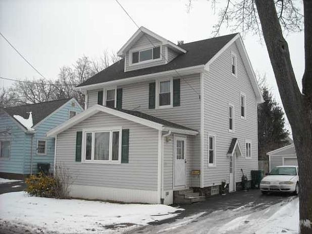 2nd image of 66 Strohm St
