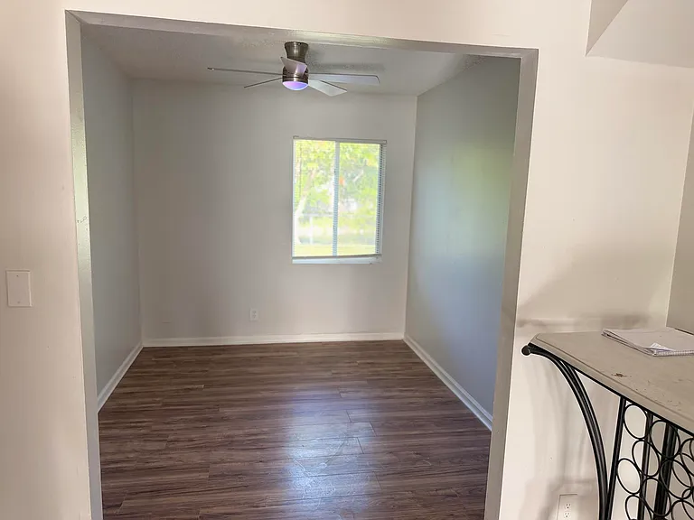 1240 SW 73rd Ave — Photo 9
