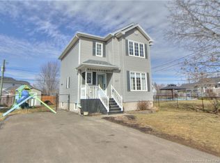 321 Rennick Rd, Moncton, NB E1G5G9